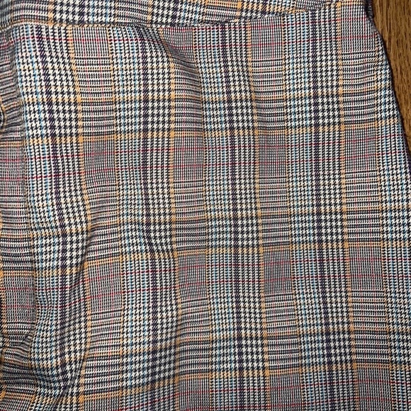 Pants - Picture 2 of 7